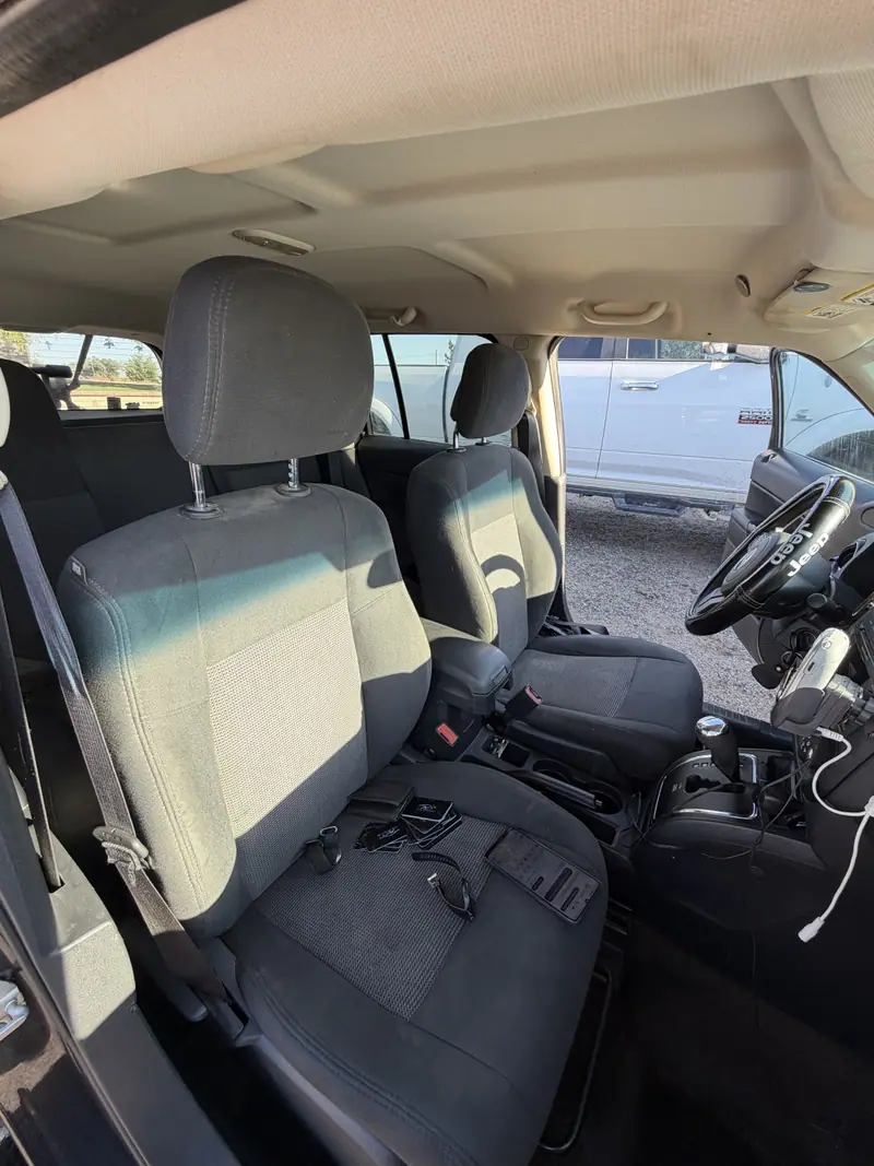 Jeep front seats and carpet after an interior detail
