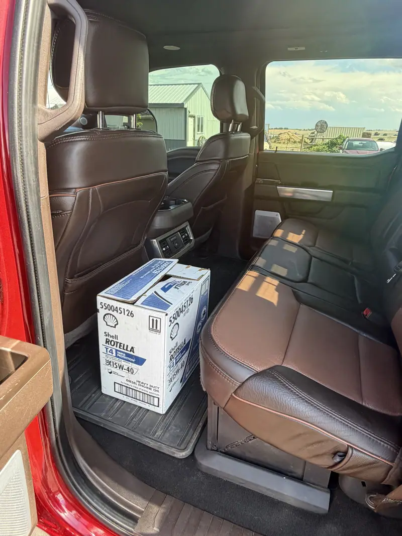 Ford pickup rear cab and floor after a detail